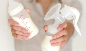 Nutrisi Bayi Lebih Baik Mana ASI atau Susu Formula